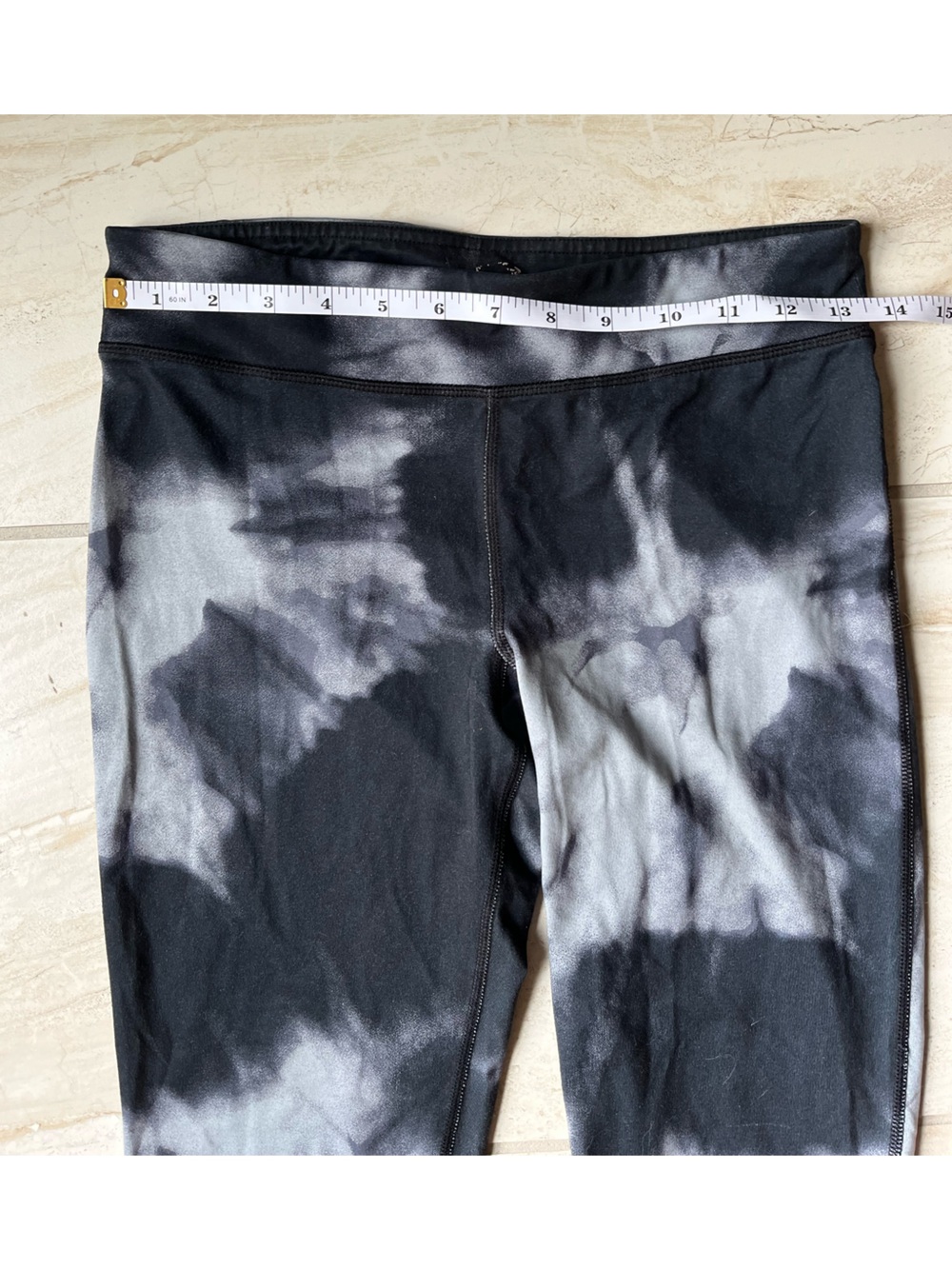 Old Navy Active Black Gray Tie Dye High Rise Leggings Women’s Size Small - Picture 4 of 6